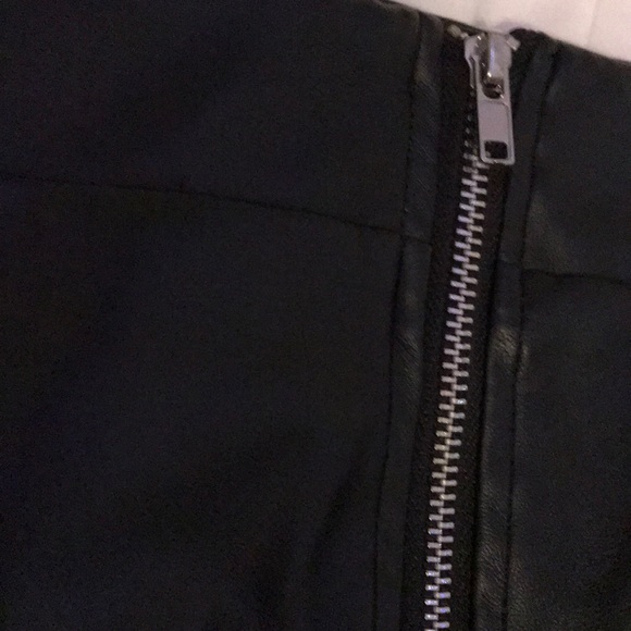 Skirt - Picture 5 of 5